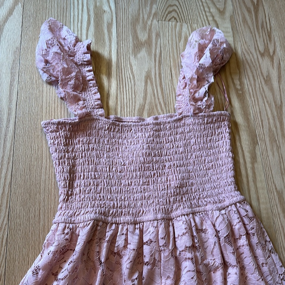 Audrey Parks Lace Dress - Picture 7 of 8